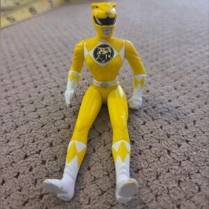 Mighty Morphin Power Rangers Yellow Ranger 4" Action Figure 1995 Saban Vintage